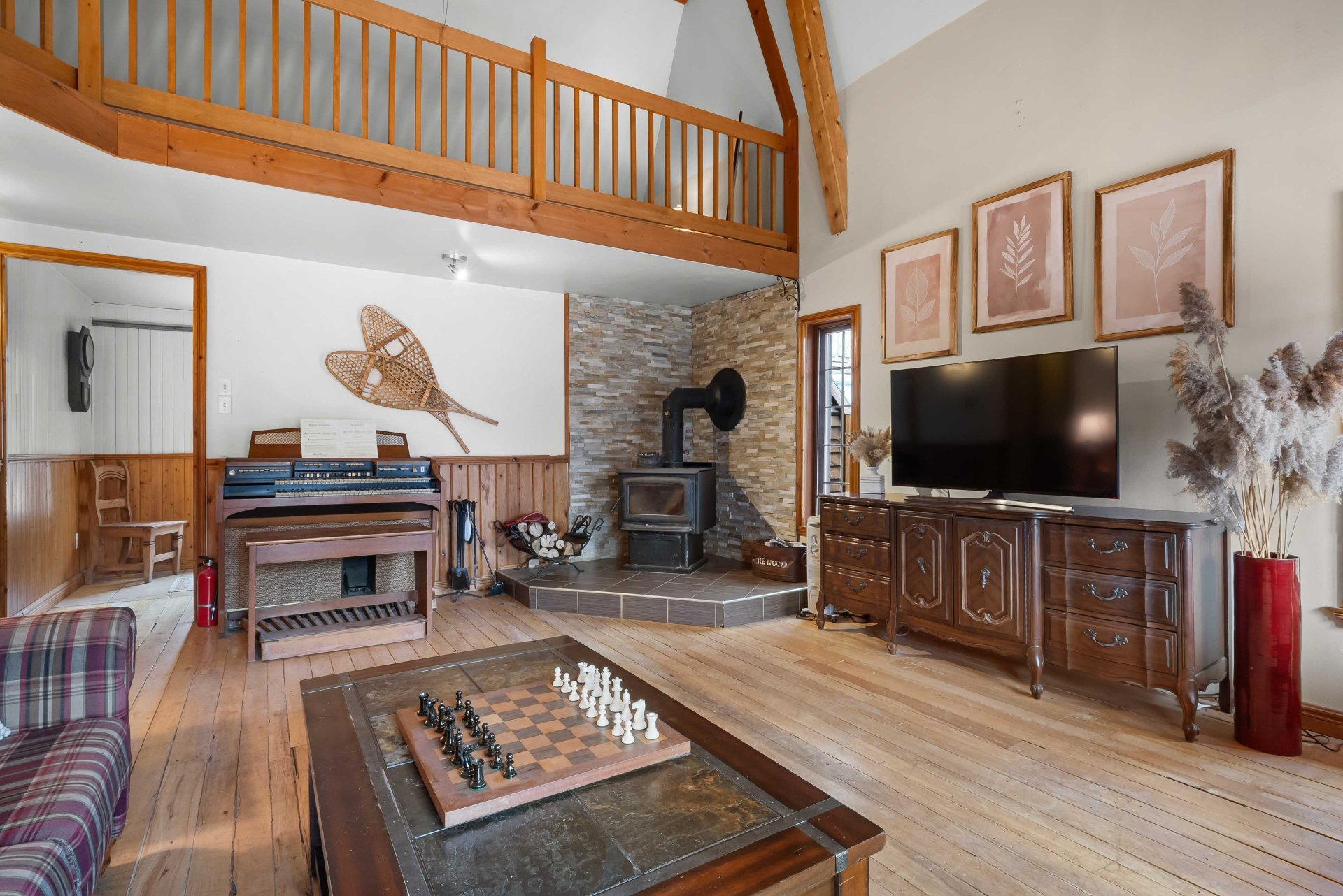 {"FR":"Salon","EN":"Living room"}