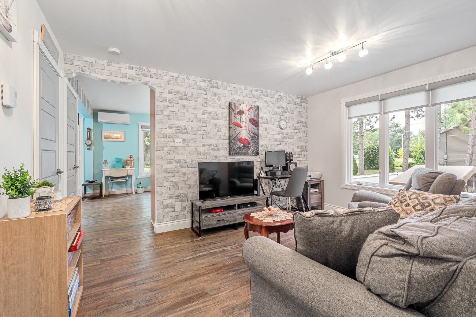 {"FR":"Chambre &agrave; coucher","EN":"Bedroom"}