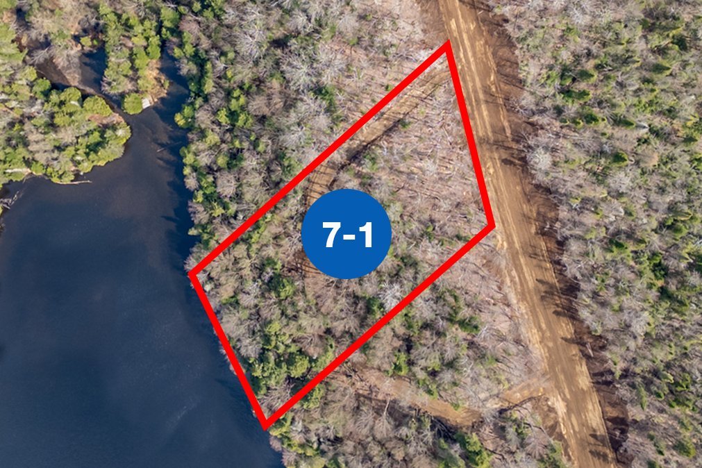 {"FR":"Plan (croquis)","EN":"Drawing (sketch)"}