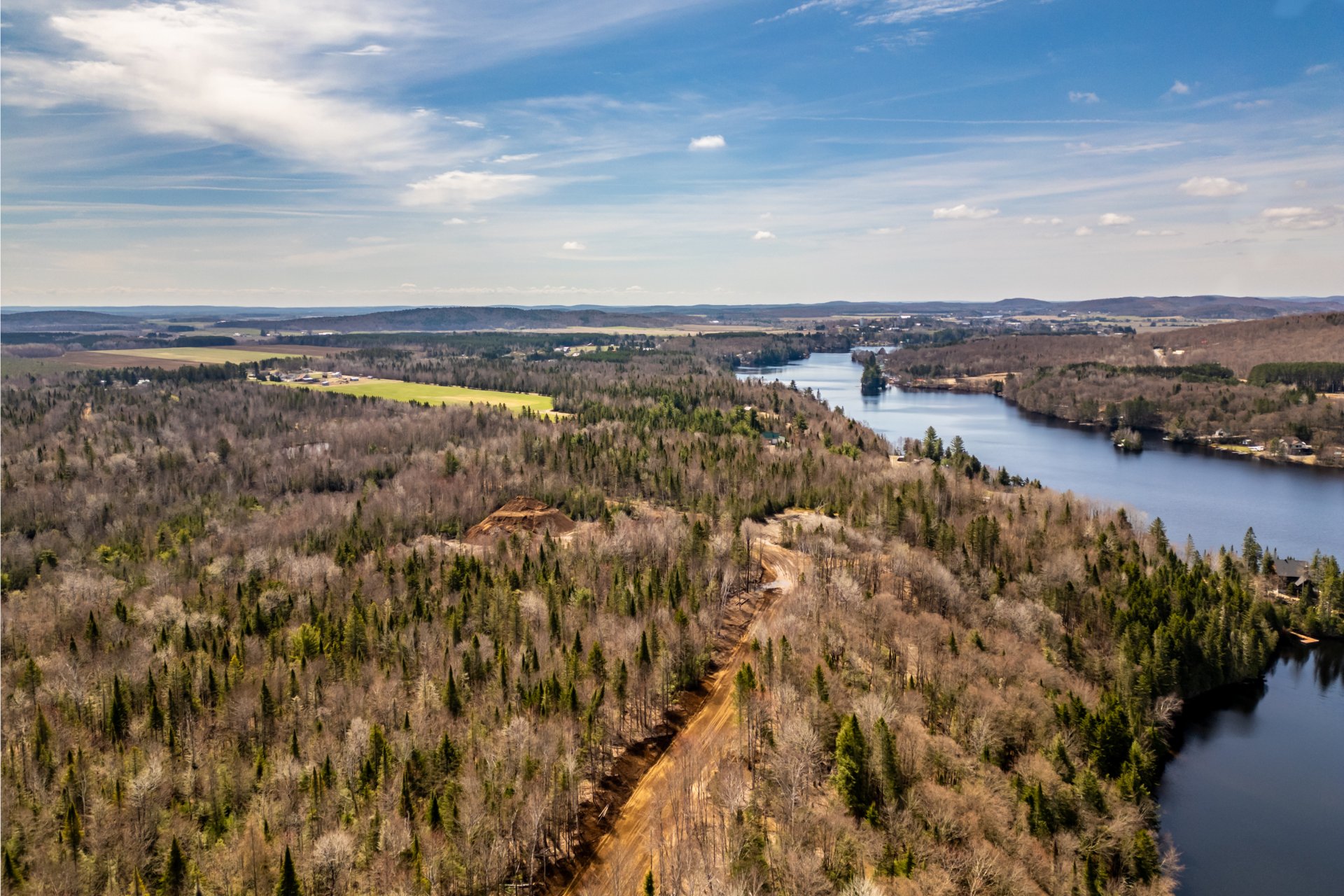 {"FR":"Ext&eacute;rieur","EN":"Exterior"}