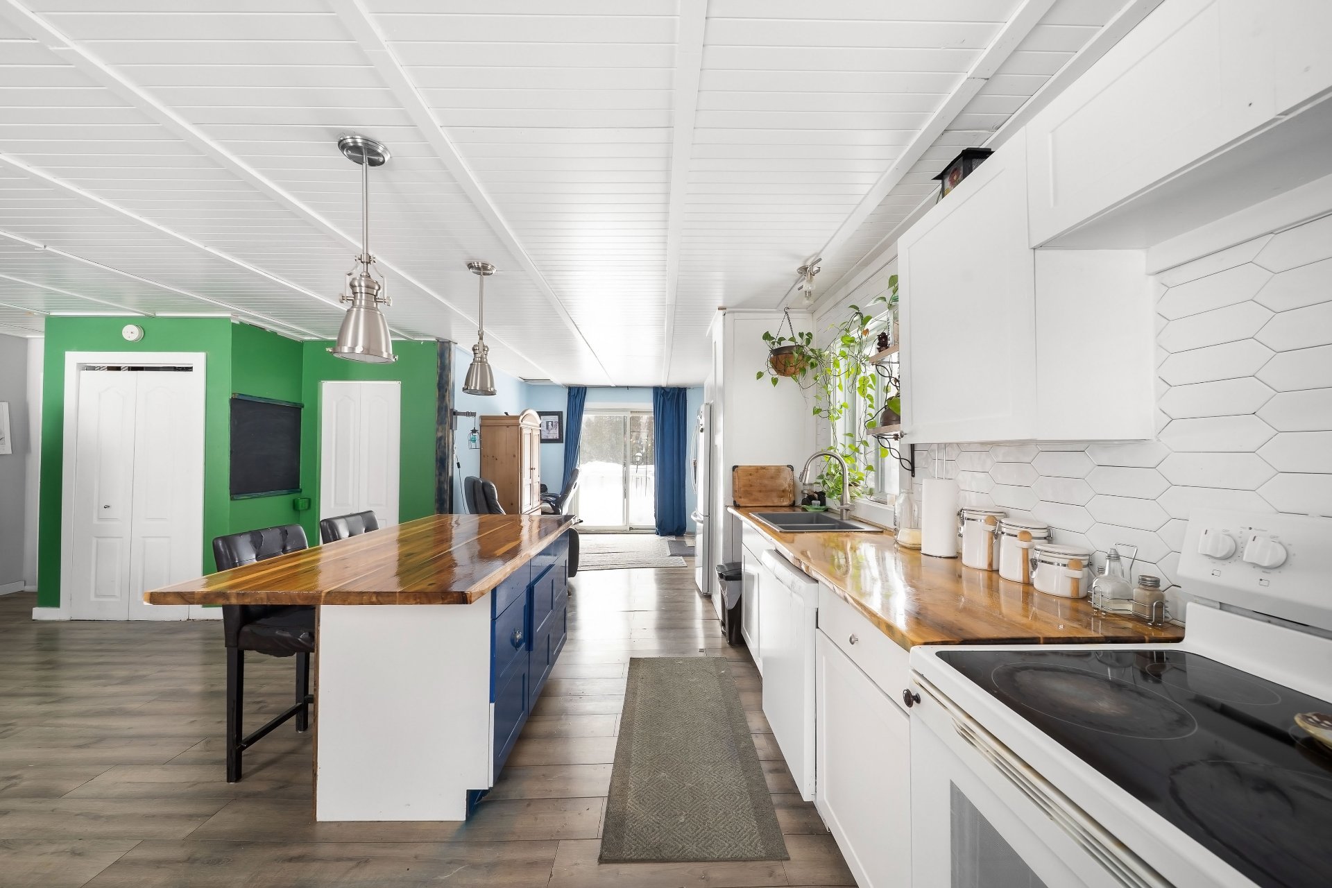 {"FR":"Cuisine","EN":"Kitchen"}