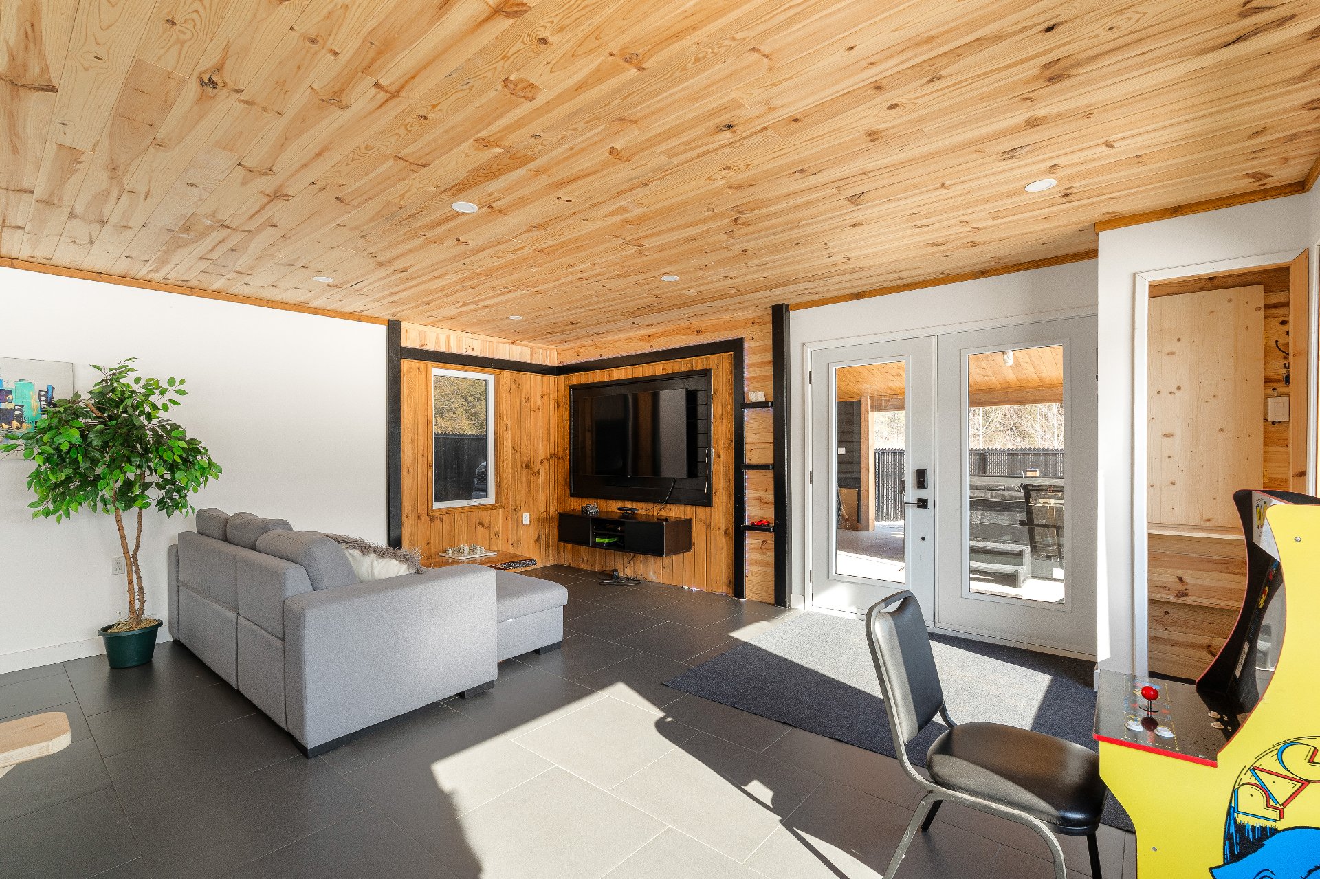 {"FR":"Salon","EN":"Living room"}