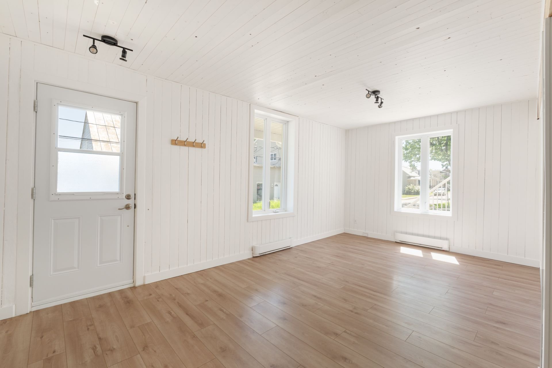 {"FR":"Salon","EN":"Living room"}