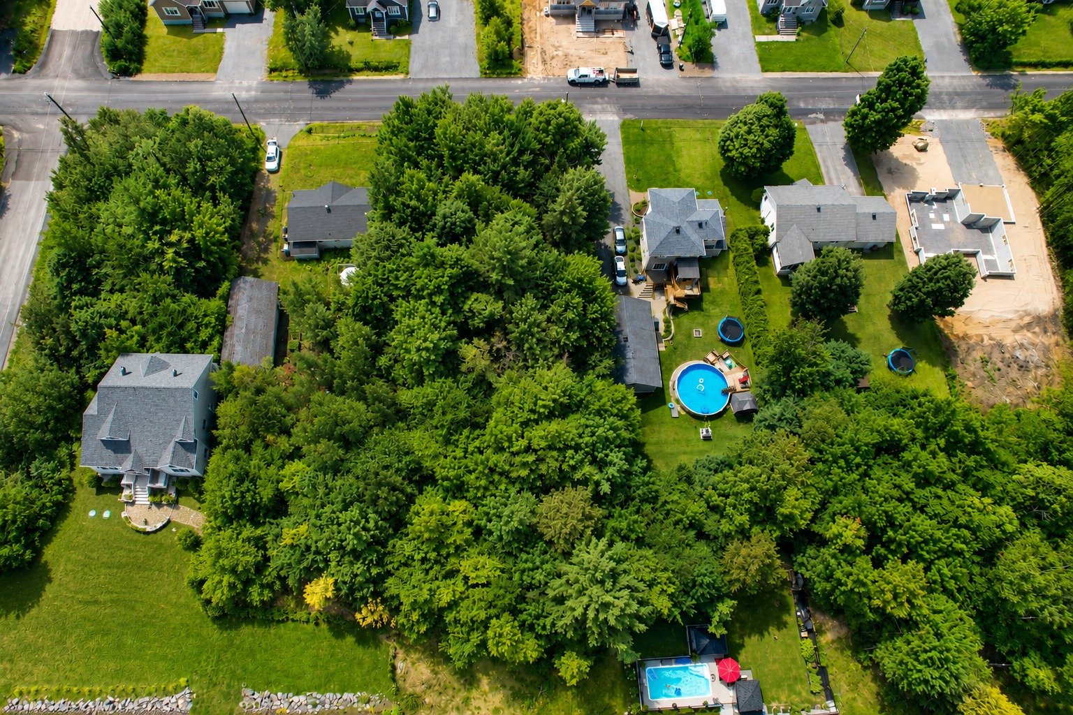 {"FR":"Photo a&eacute;rienne","EN":"Aerial photo"}