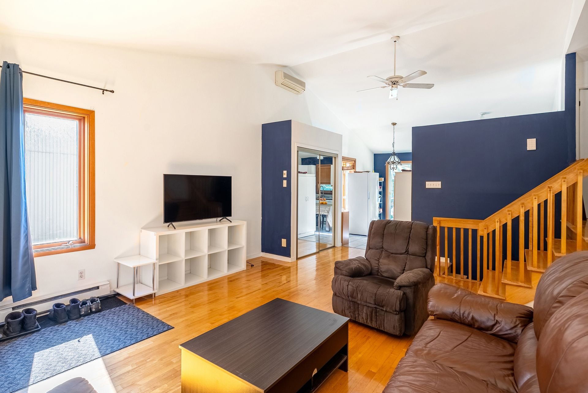 {"FR":"Salon","EN":"Living room"}